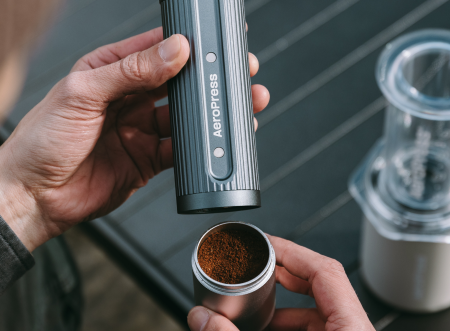 AeroPress amplia portfólio e lança moedor manual compacto